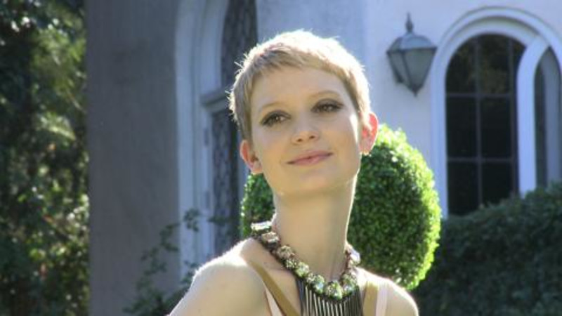 teenvogue_mia-wasikowskas-teen-...