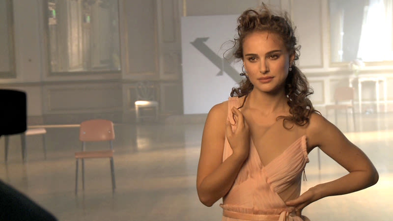 Watch On Set with Vogue | Black Swan's Natalie Portman Shows Off Her Softer  Side | Vogue Video | CNE | Vogue.com