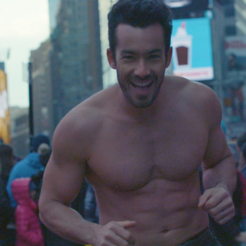 Here S How To Gently Introduce Rough Sex In Bed Glamour