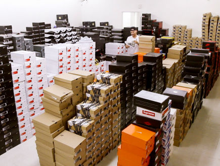 Watch Sneakerheadz Rob Dyrdek Wale Admit To Sneaker Addiction