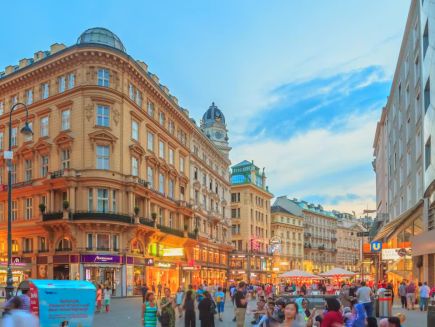 Watch The Best Cities in the World | Condé Nast Traveler Video | CNE