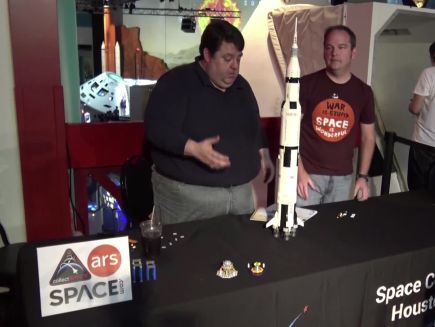 saturn v lego dimensions