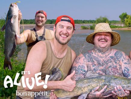 Watch It S Alive With Brad Brad And Matty Matheson Go Noodling