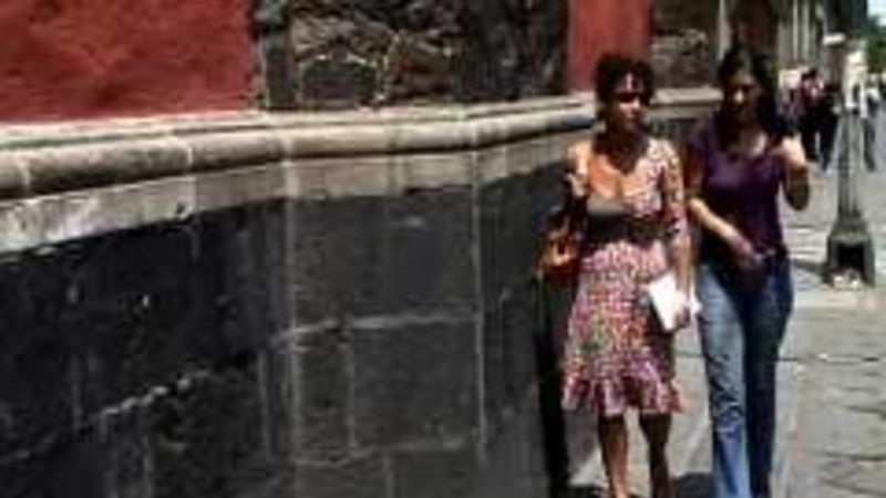 Watch Global Diary Global Diary Glamour Columnist Mariane Pearl Goes To Mexico Glamour Video Cne