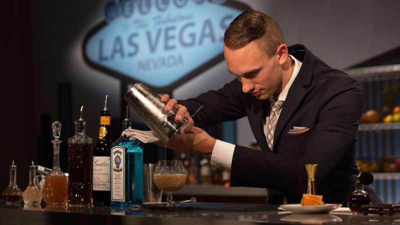 Watch Bartender in Residence | Cocktail How-to with Top Bartender