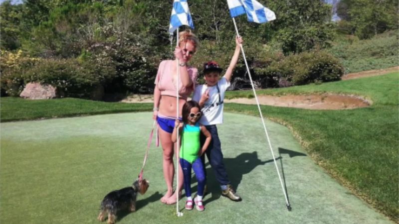 Watch The Grind The Grind Britney Spears Backyard Golf Course