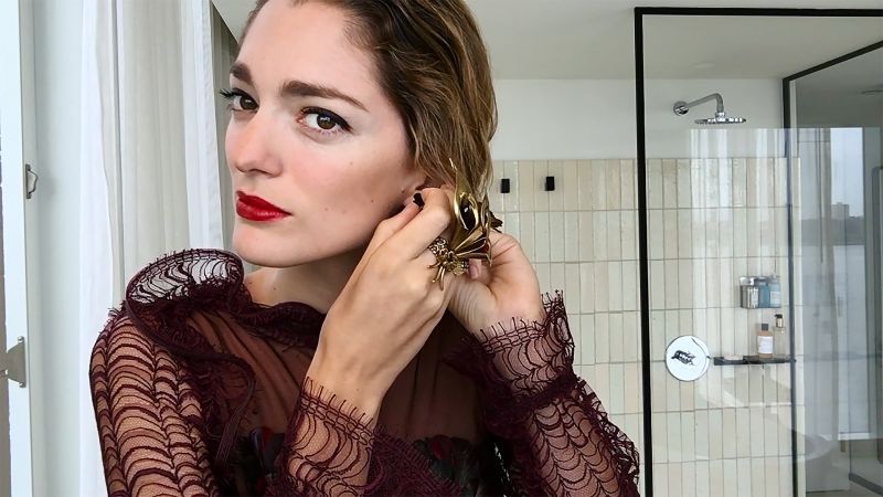 Watch Beauty Secrets | Easy Black-Tie Beauty With Sofía Sanchez de