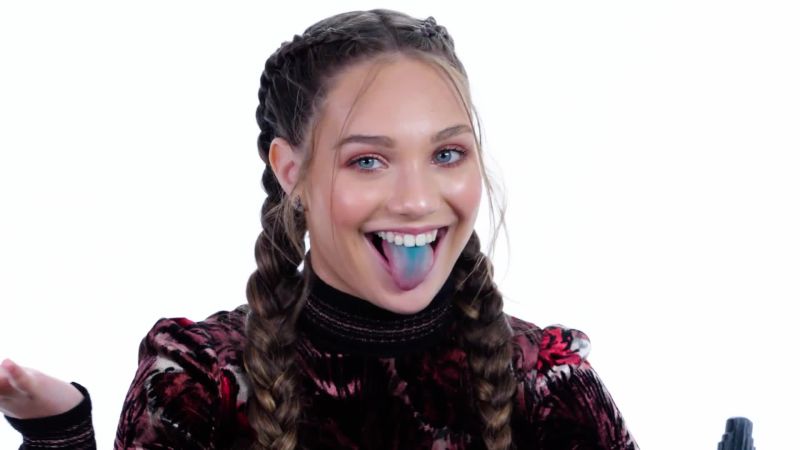 Watch Firsts Maddie Ziegler On Her First Crush Meeting Justin Bieber Teen Vogue Video Cne