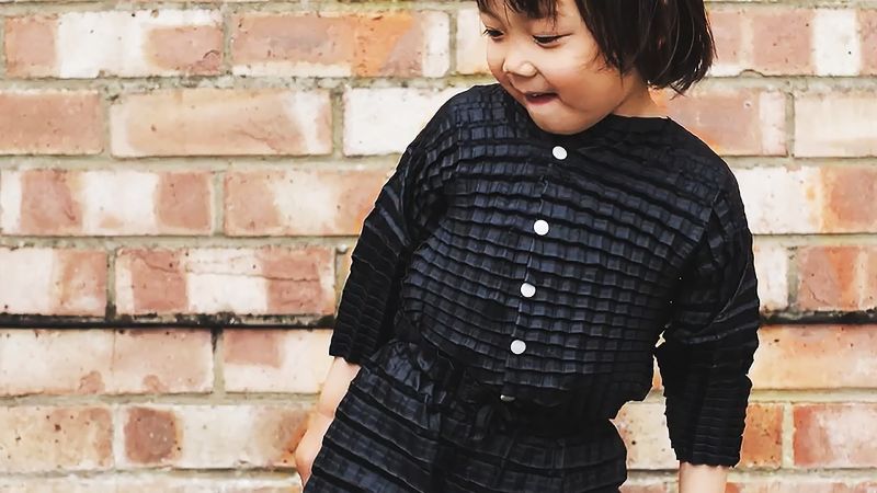 Watch The Genius Clothes That Grow With Your Child Architectural