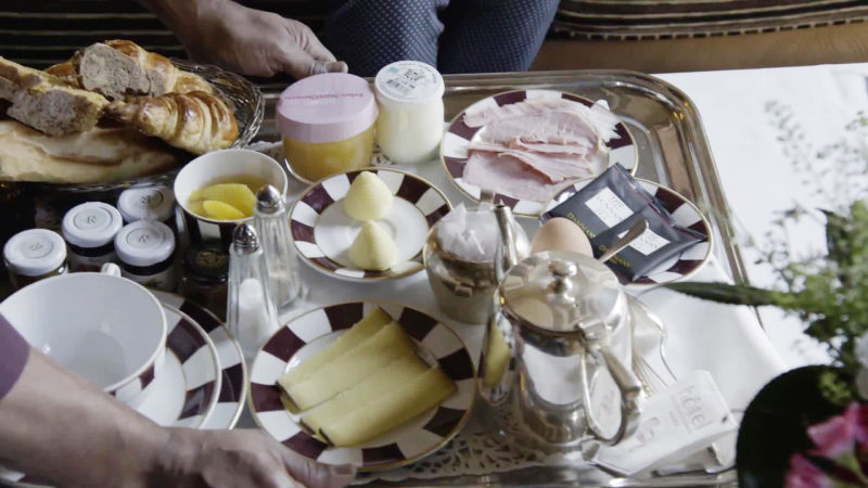 Watch Eat. Stay. Love. | Presented by Edward Jones ...