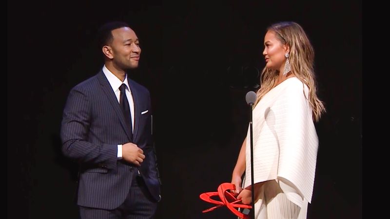 Watch John Legend S Tearful Tribute To Chrissy Teigen Glamour Video Cne