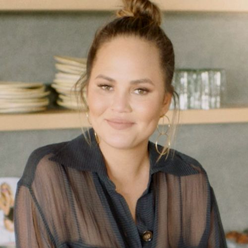 Watch 73 Questions Answered By Your Favorite Celebs Chrissy