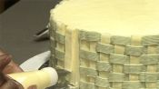 Cake Decorating 101: How to Make a Basket Weave