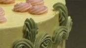 Cake Decorating 101: How to Make Fleurs-de-Lis