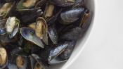 How to Make 3-Ingredient Mussels Dinner