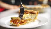 How to Make Tomato Cheddar Pie