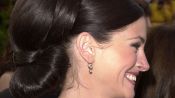 Remember Julia Roberts’ Amazing Updo from the 2001 Oscars? Here’s How to Recreate the Hairstyle at Home  