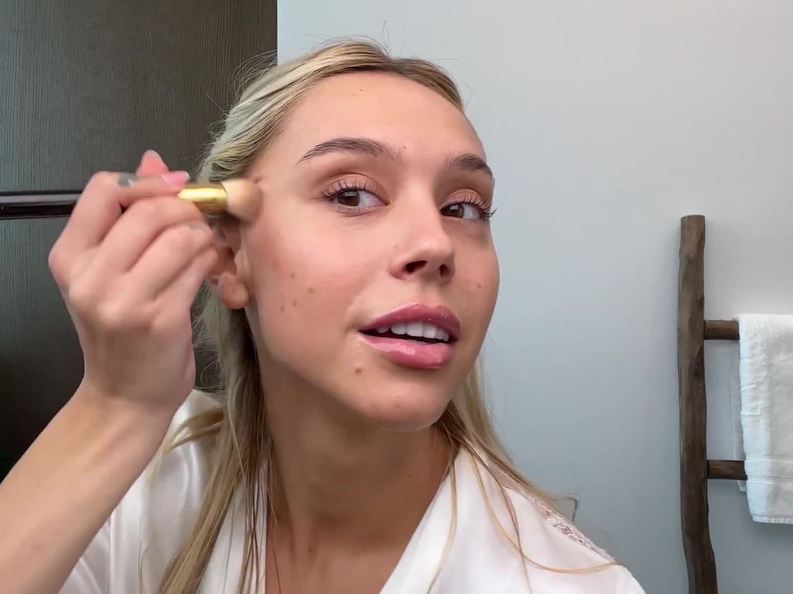 Watch Alexis Ren Do Her Face-Lifting Makeup Routine