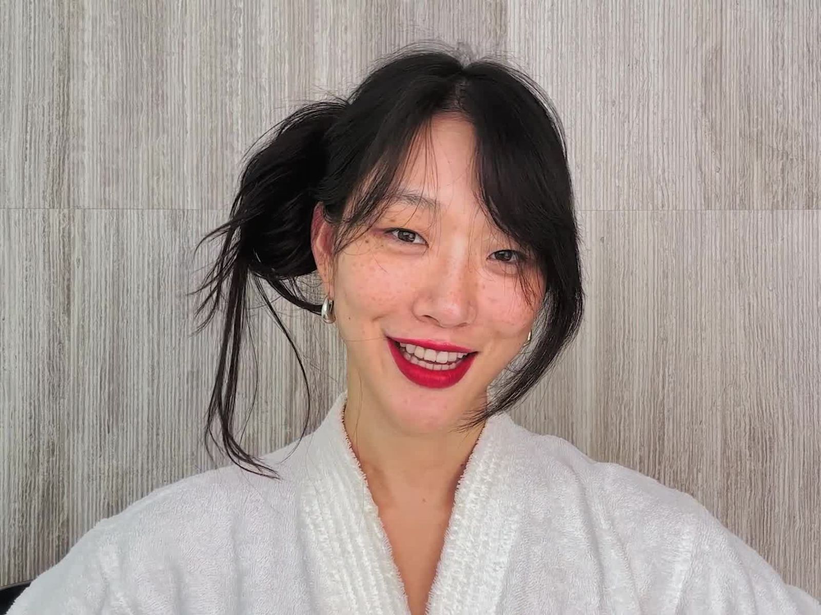 Model Sora Choi Uses This Lipstick to Look “Sexy, Pretty, Chic” in Seconds