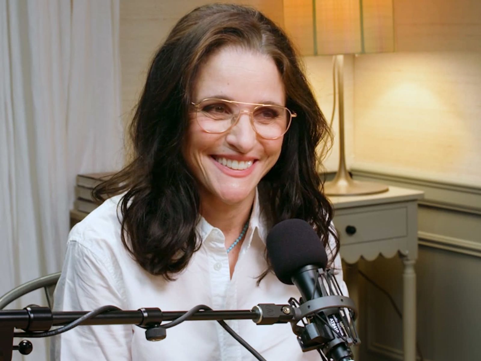 Julia Louis-Dreyfus on Making Her Broadway Debut and Going to Therapy With Her Mother