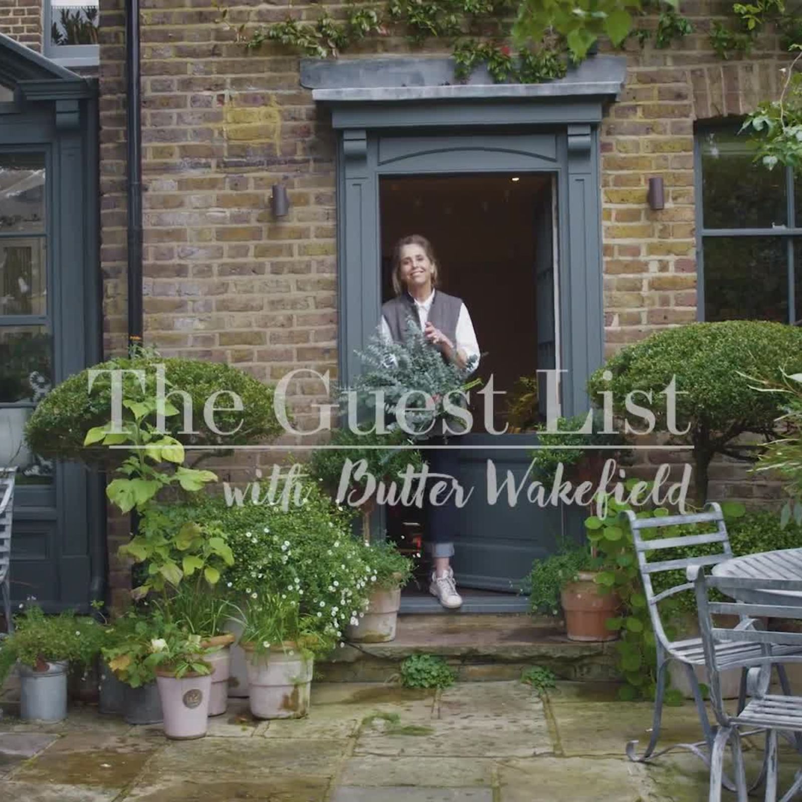 A master class in Christmas wreath making by Butter Wakefield | The Guest List
