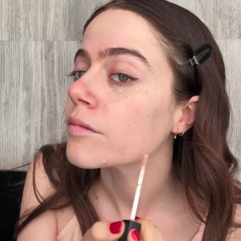 Molly Gordon's Guide to Face Cryotherapy and Natural Makeup Look