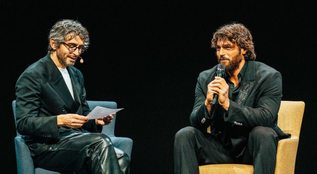 Can Yaman: «In Turchia la stampa mi attaccava, diceva che i fan per strada in Italia erano comparse pagate da me. Sandokan è la mia rivincita»