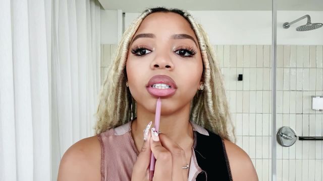 Watch Chlöe Bailey Share Her Beauty Guide, From Sculpting Skin Care to Full Eyebrows
