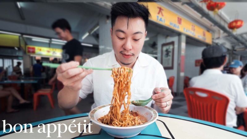 We Tried Singapore's Only Michelin Star Street Food