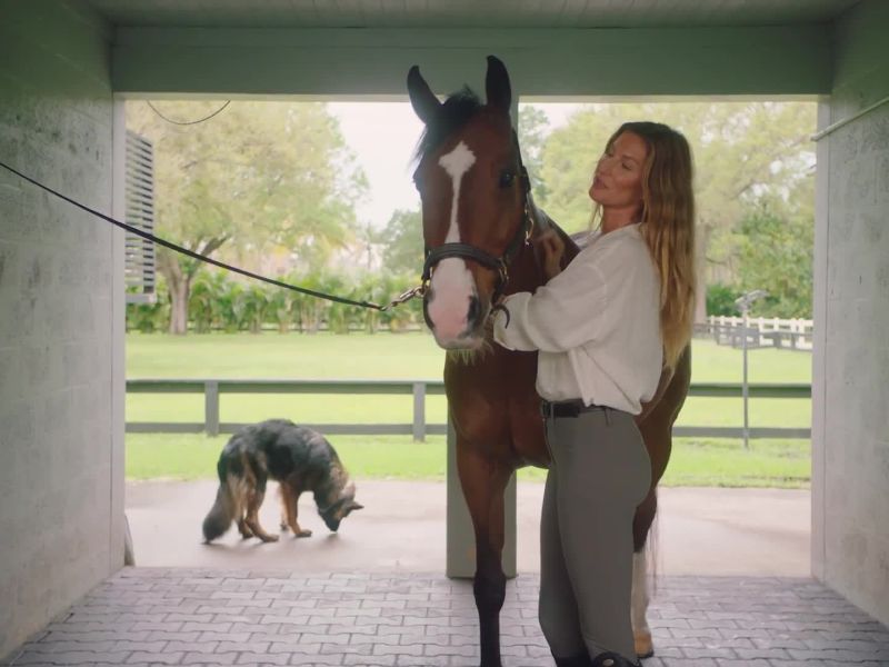 Go Inside Gisele Bündchen’s New Miami Home—And See Her Most Prized Possessions
