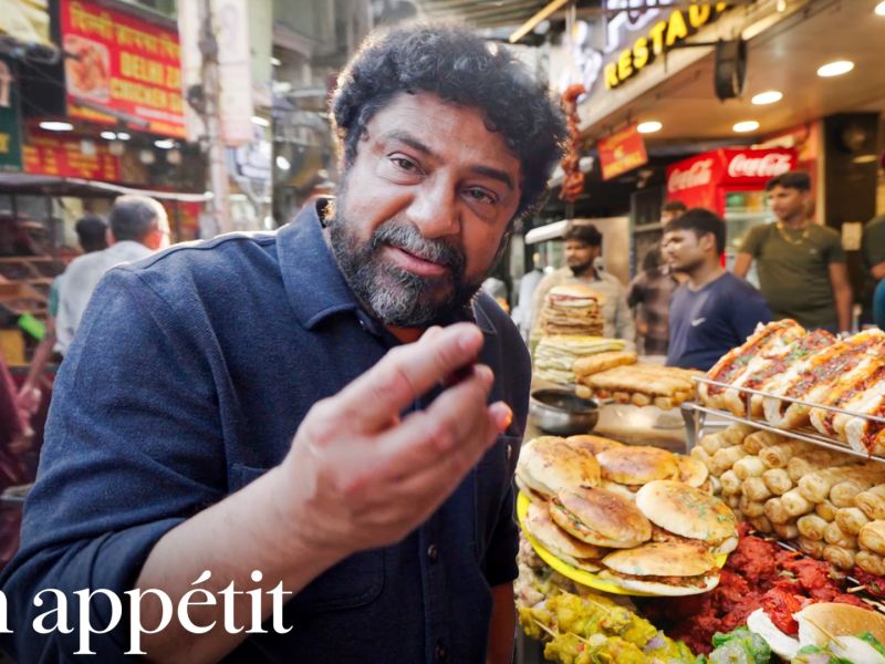 This Mumbai Market is the World’s Busiest Street Food Destination