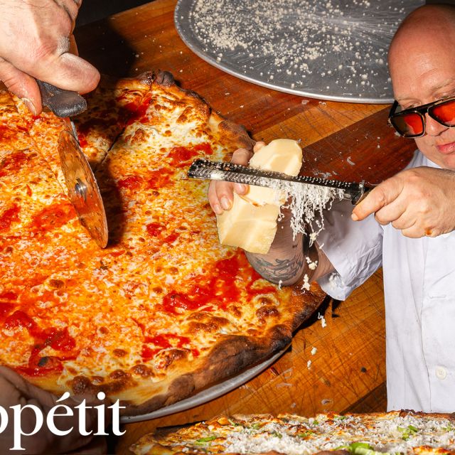 Brooklyn’s Hottest Pizzeria Uses a 130-Year-Old Oven