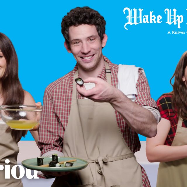 ‘Knives Out: Wake Up Dead Man’ Cast Test Their Basic Culinary Skills