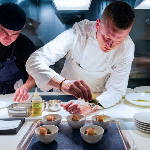 A Full Night of Service at a 2-Michelin-Star Restaurant
