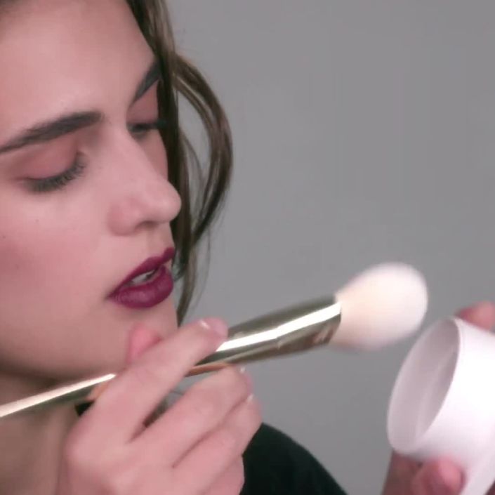 Beauty Hacks: Lipstick