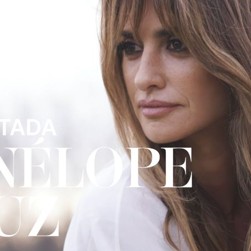 Penélope Cruz protagoniza la portada de enero de Vogue España