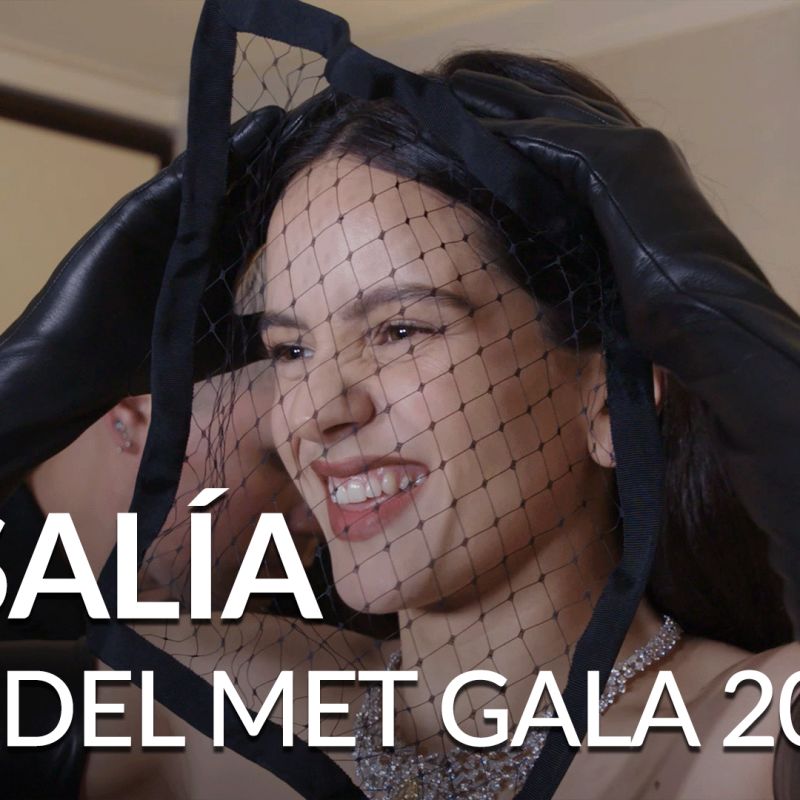 Rosalía así se arregló para la MET Gala 2024