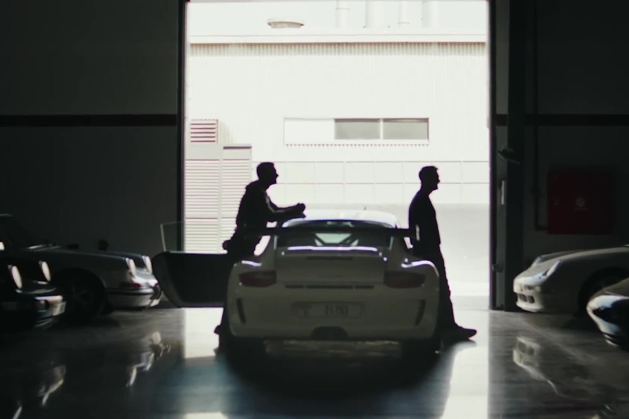 Two Classic Porsche Collectors Share Their Secrets to Building a Solid Vintage Cars Collection