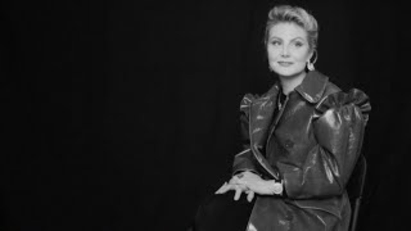 Рената Литвинова поздравляет Tatler c юбилеем
