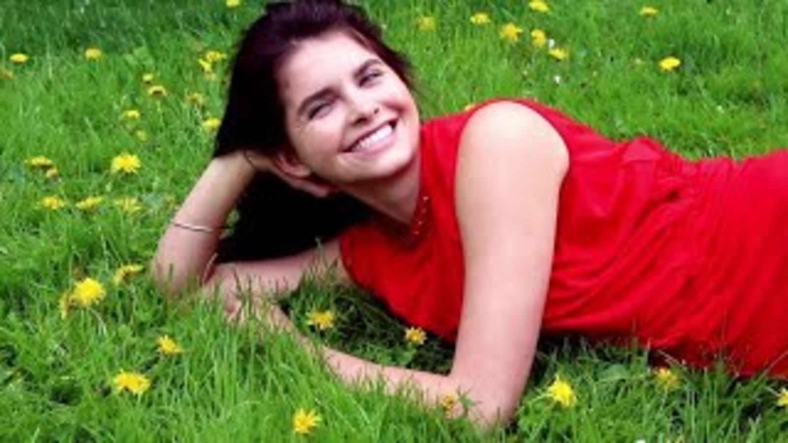 Безумные цвета и безумные сочетания в фотосессии Tatler
