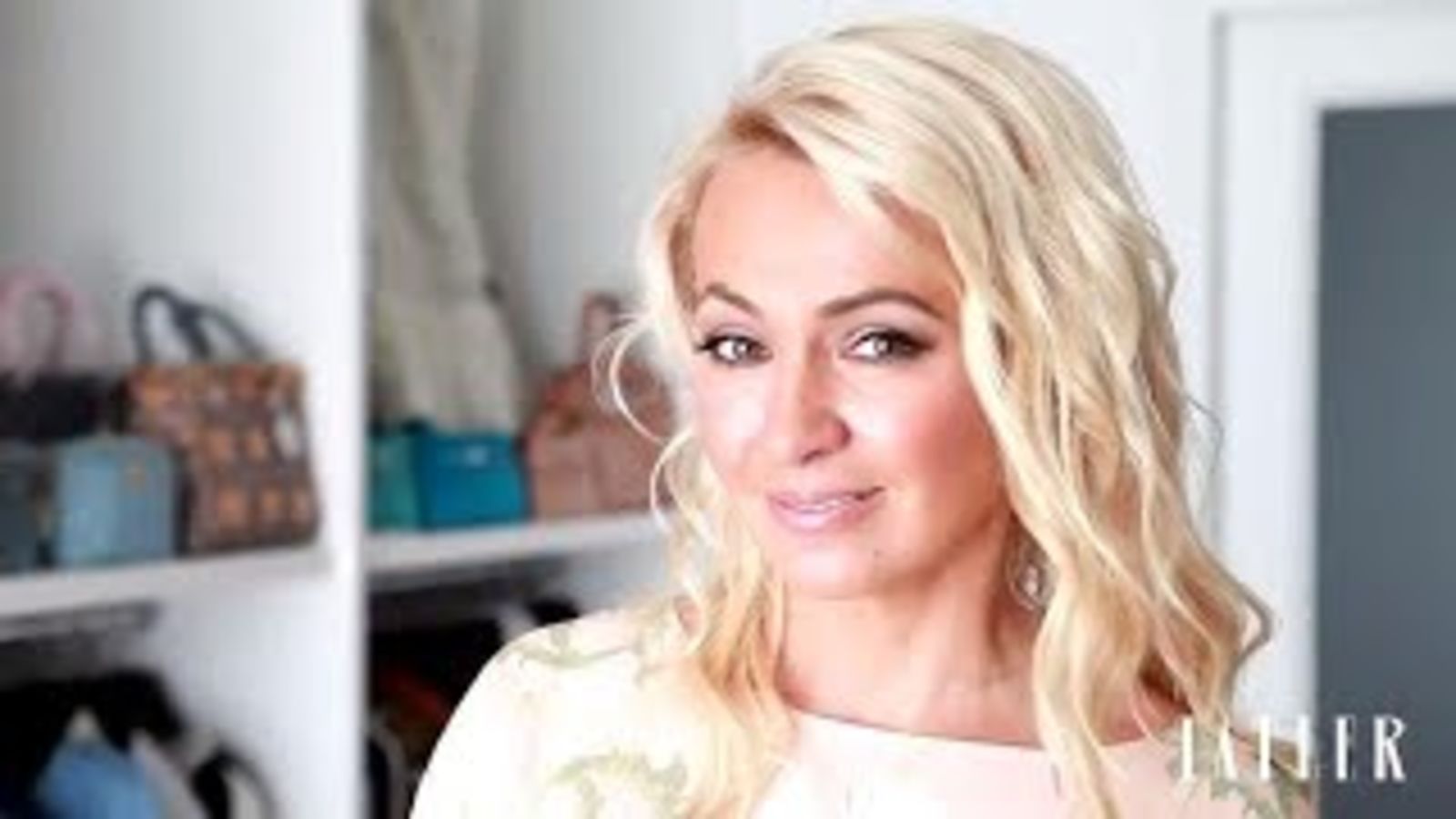 Лучшие платья Яны Рудковской: видео из гардероба звезды