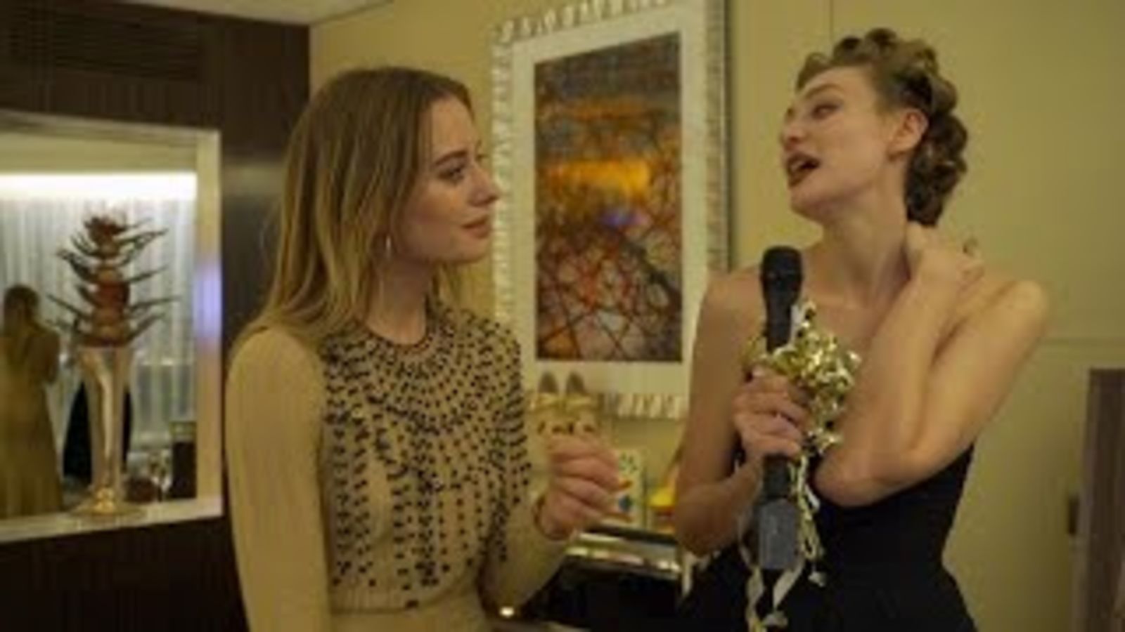 Маша Миногарова, Соня Есьман, Настасья Самбурская и еще очень много красивых женщин на девичнике ...