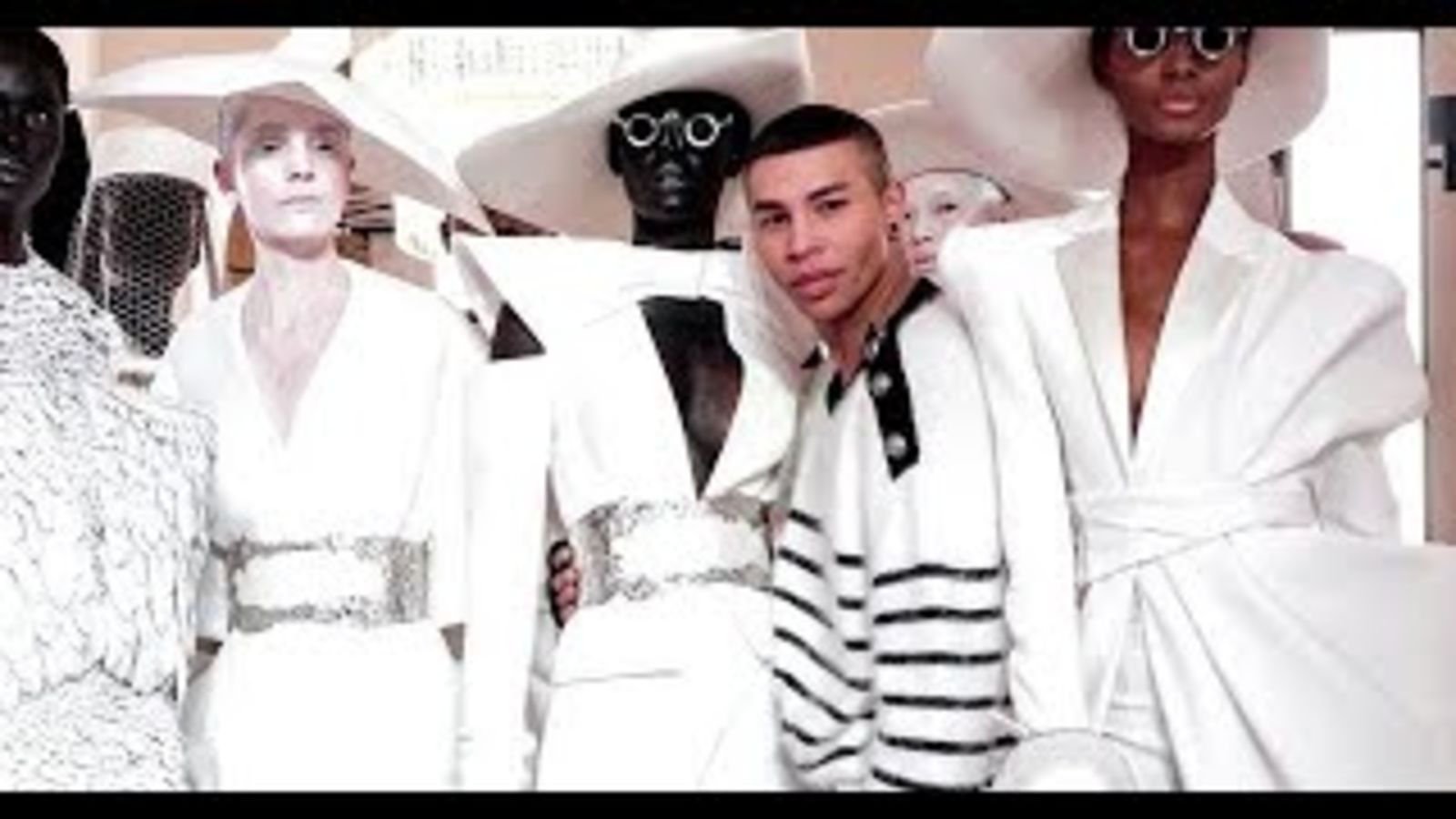 Неделя высокой моды в Париже: показ Balmain
