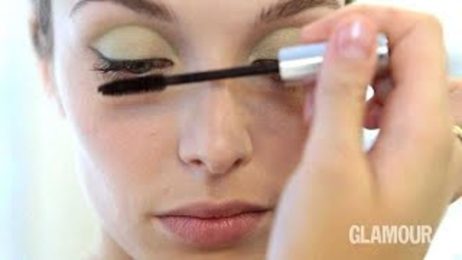 Макияж в зеленых тонах на косметике Clinique