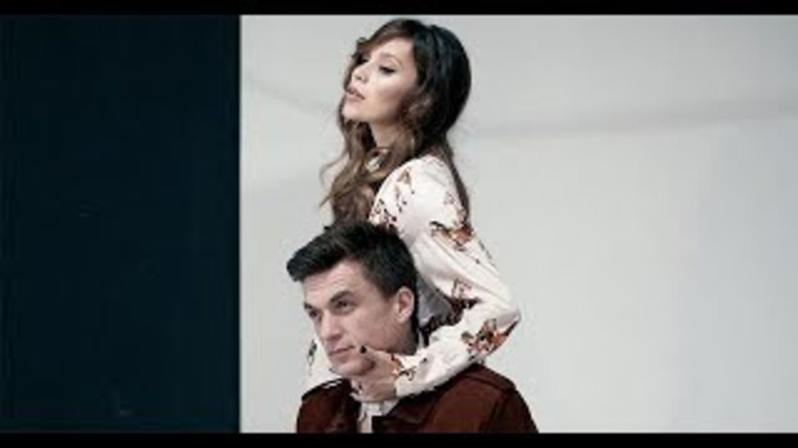 Регина Тодоренко, Саша Бортич, Полина Гагарина и другие звезды — в бэкстейдже съемки для журнала ...