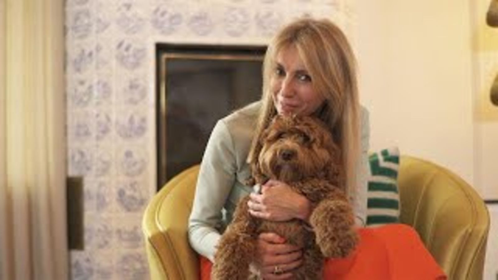 Что в сумке у Светланы Бондарчук?