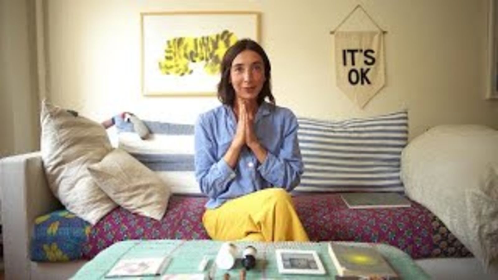 Что в сумке у Шахри Амирхановой?