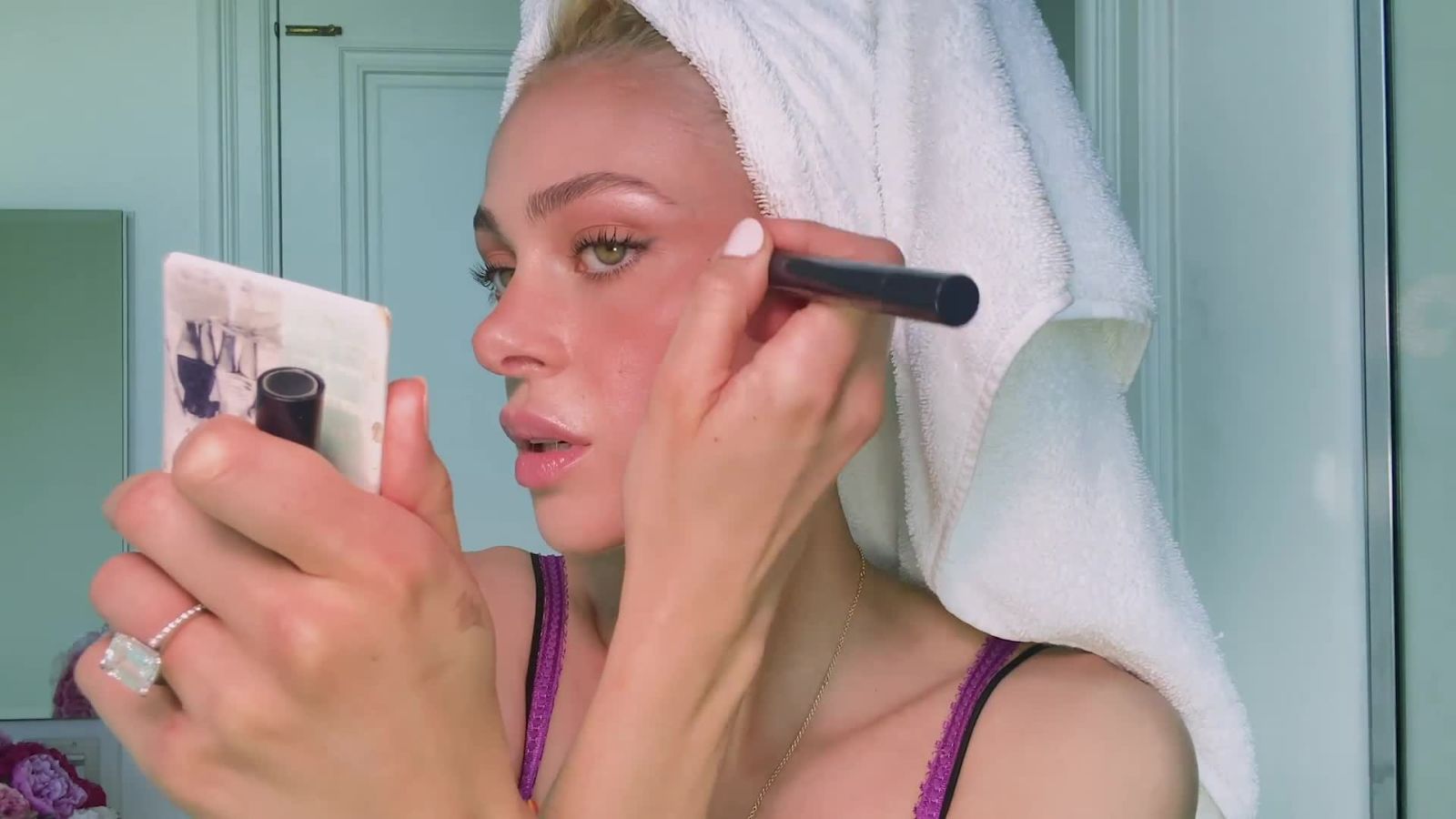 Nicola Peltz Beckham’s Guide to Easy Glamour and the Perfect Cat-Eye