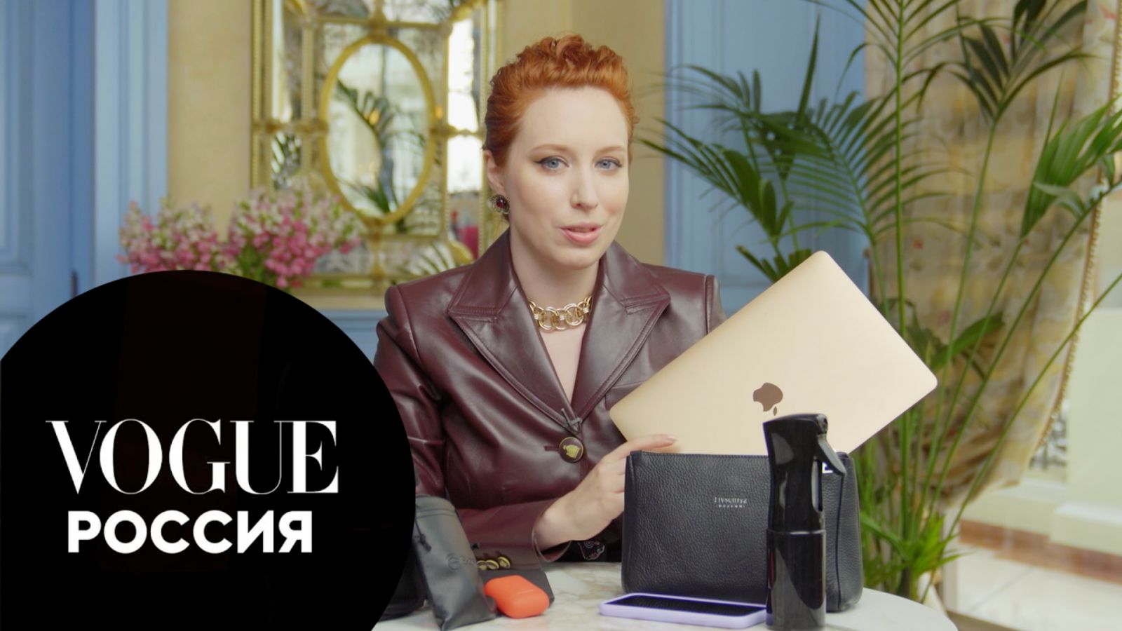 Что в сумке у Ирины Шихман?