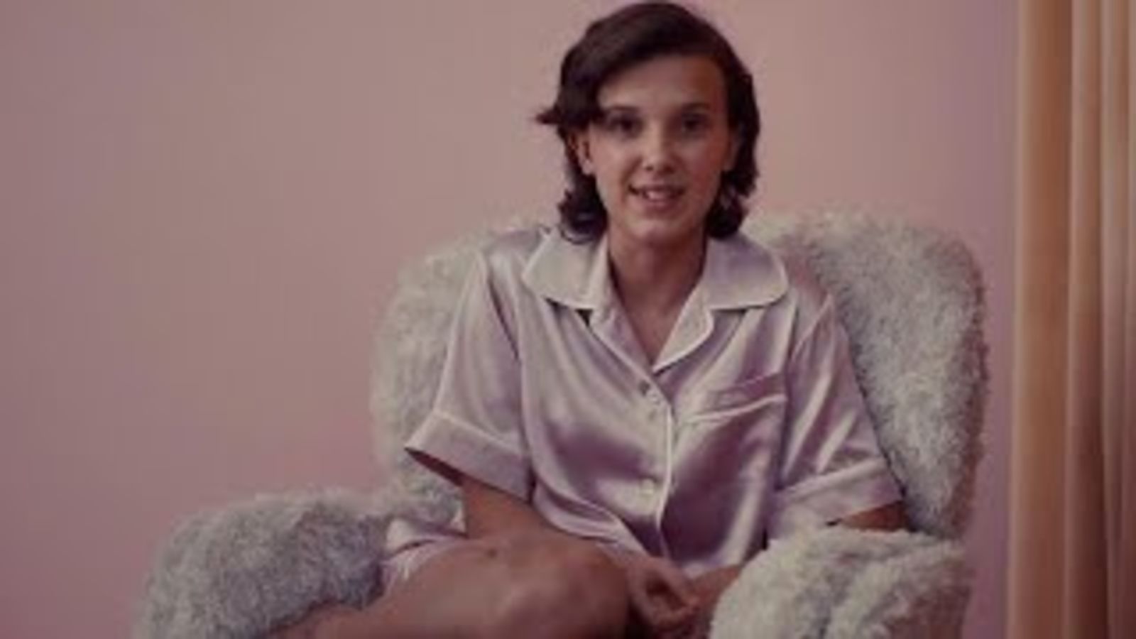 Новое поколение британских актрис на пижамной вечеринке